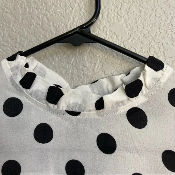 Sold Zara Woman Polka Dot Smocked Blouse NWT Size S - Picture 4 of 7